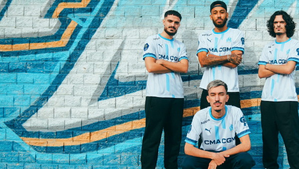 Les maillots eSport : Allie performance et style 🎮